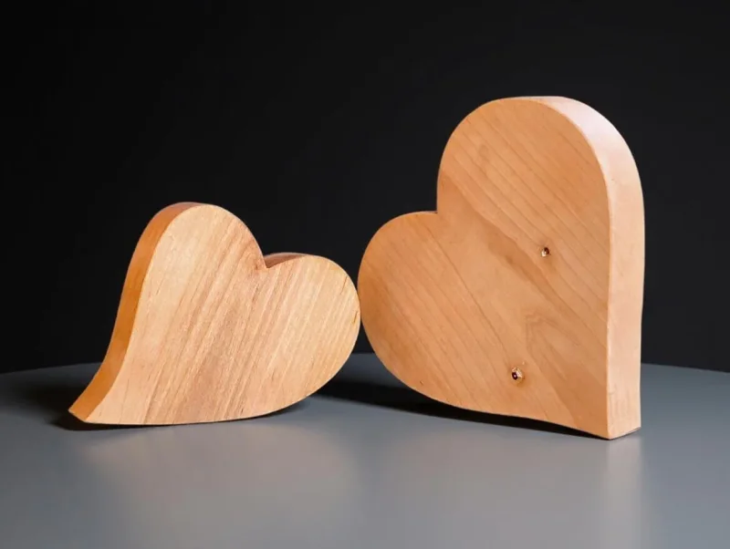Holz Herzen-Massiv d13