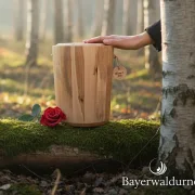 Holzurne - Ahorn s22